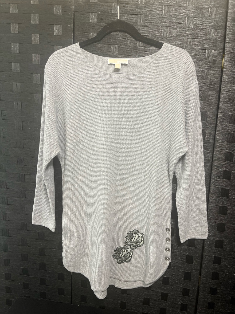 Michael Kors Waffle Knit Sweater With Embroidered Roses & Buttons Sz M. See Pics